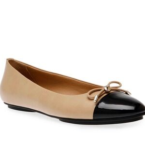 Anne Klein Luci Flat Size 7